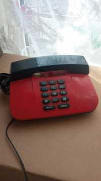 Червоний телефон з 90-х