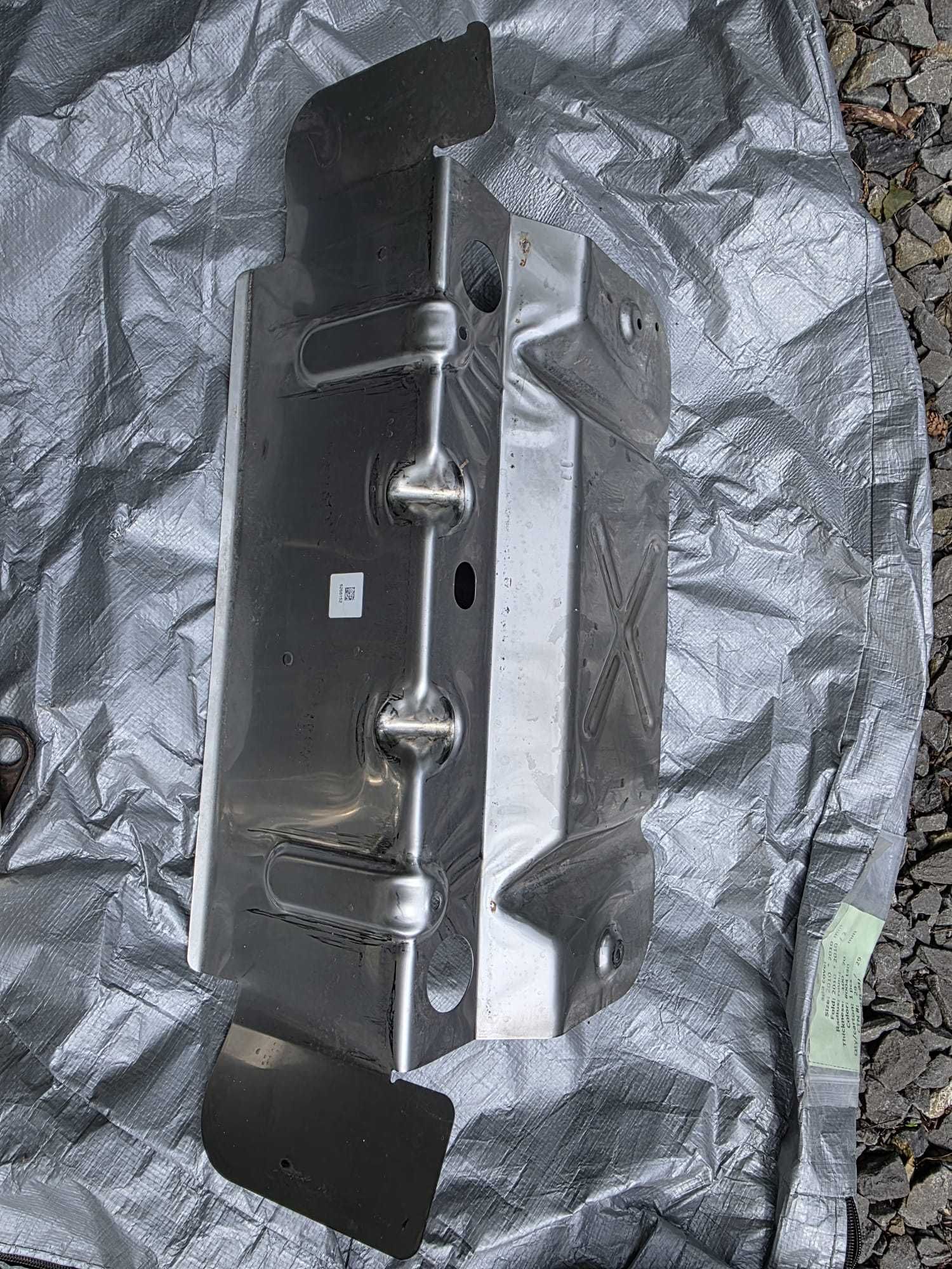 Polaris RZR XP 1000 tlumik + obudowa + osłona + ramka + lampka