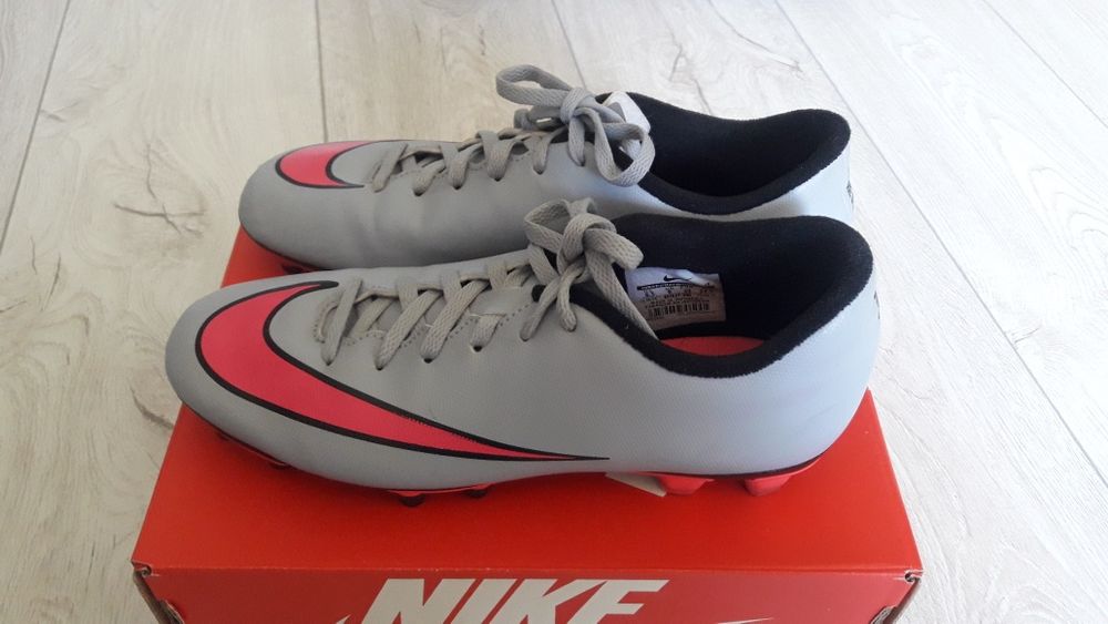 Szaro różowe korki buty do nogi Nike unisex 39