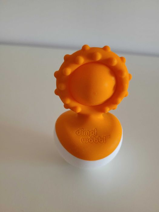 Fat brain toys Bąbelki dimpl wobbl gryzak Wańka wstańka pomarańczowy