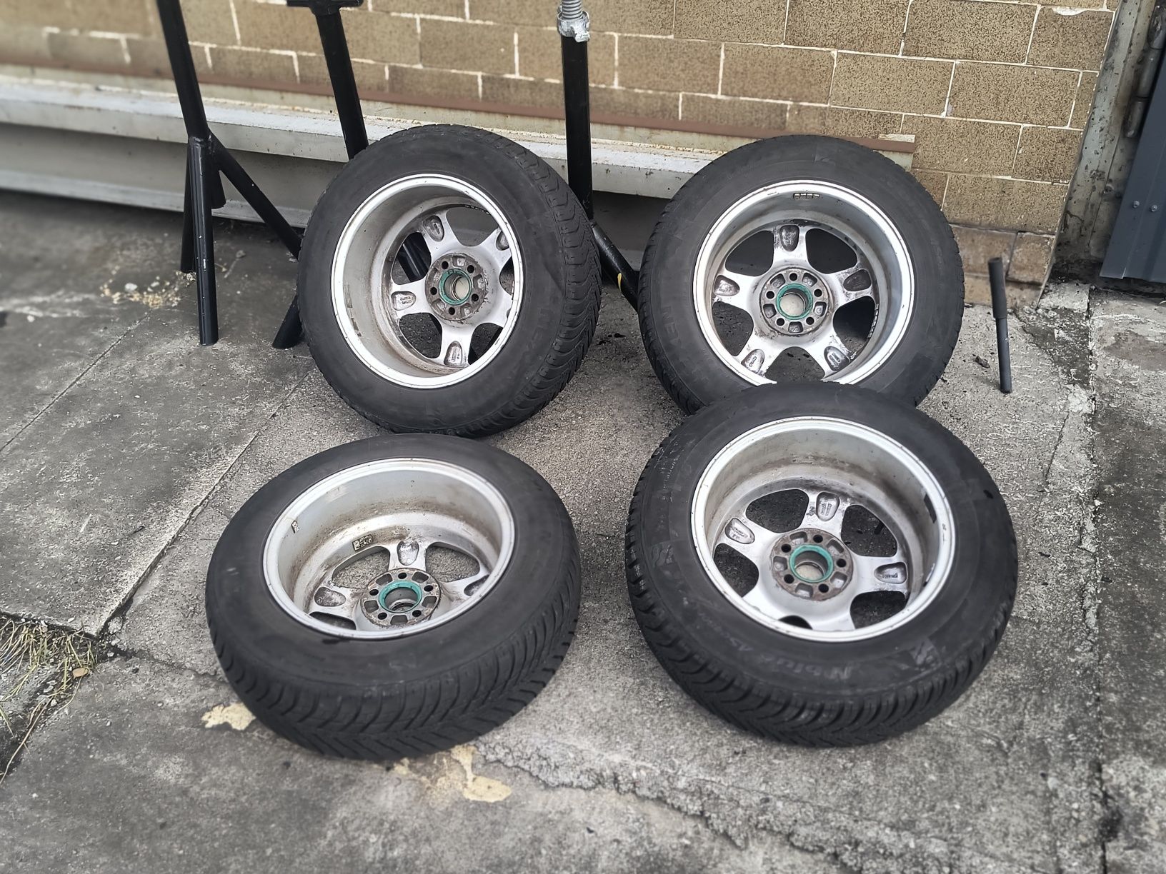 Kpl. kół alu VW Golf/Bora 5x100 15"