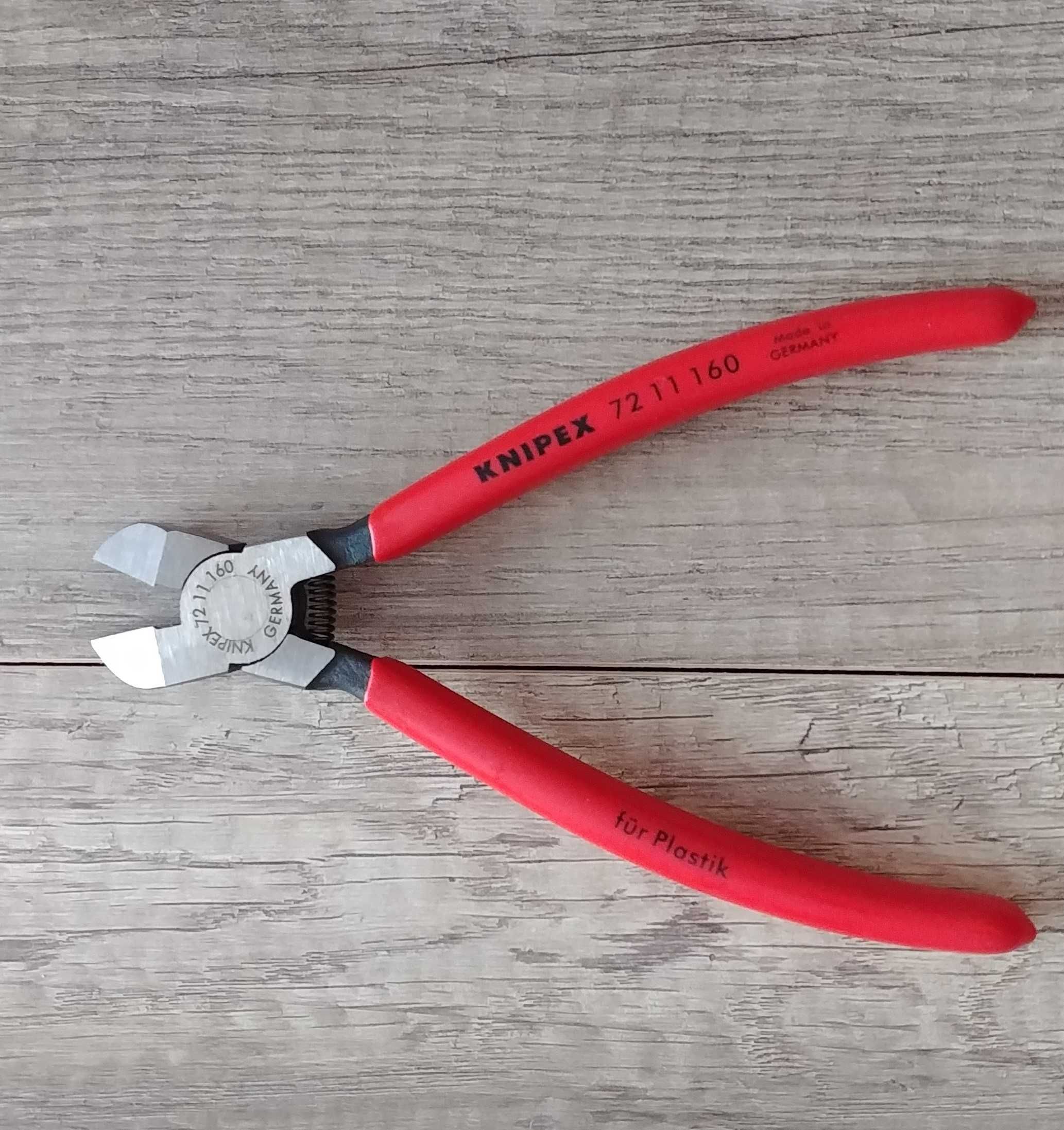 KNIPEX Szczypce boczne do cięcia plastiku, tworzyw, ołowiu