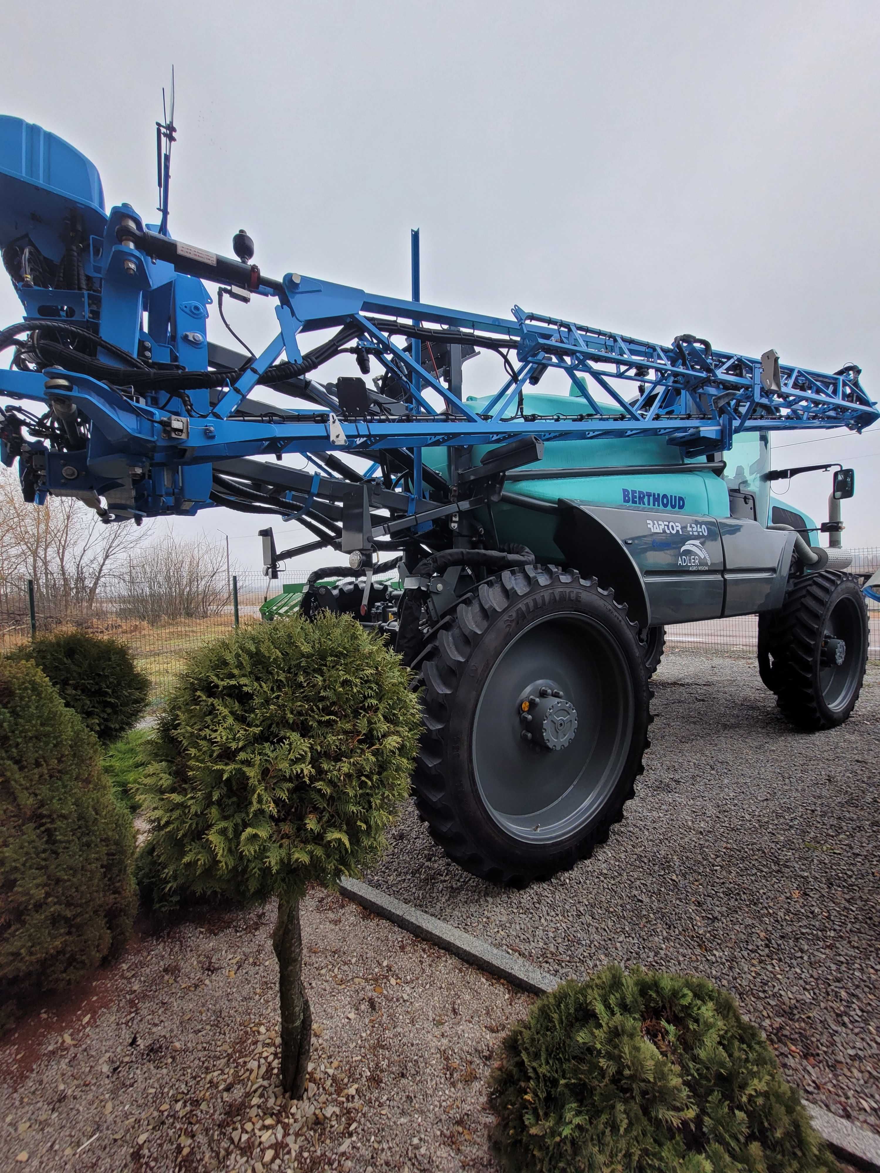 Самохідний обприскувач Berthoud Raptor 4240, 2024 року