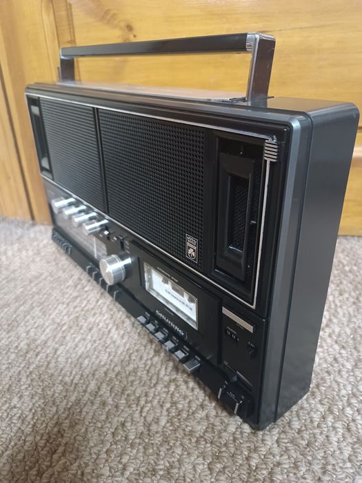 GRUNDIG RR 2000 Магнитола