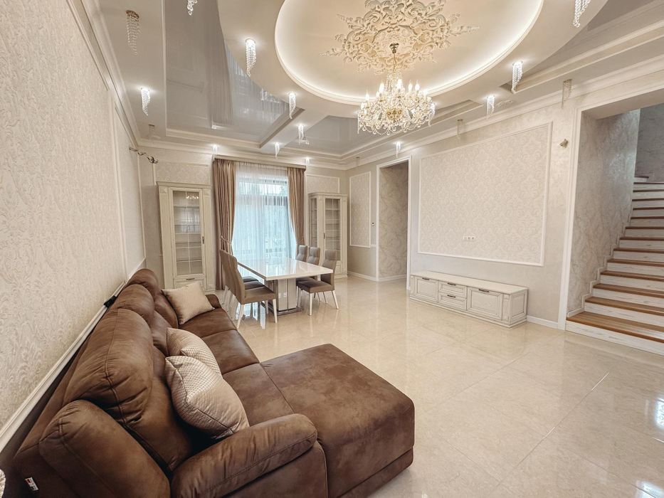 Продажа нового дома в Совиньоне