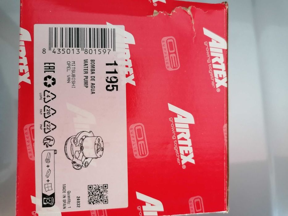 Bomba de agua + Filtro de combustível novo Renault