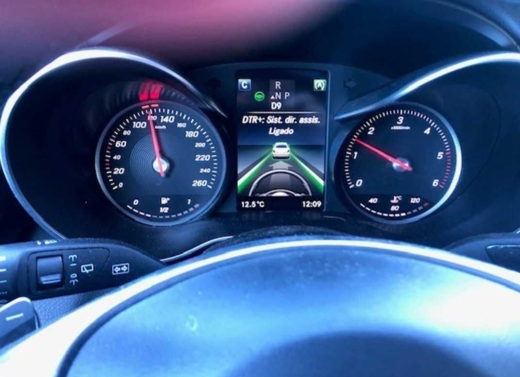 Mercedes-Benz C 220 AMG Line