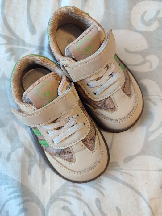 Взуття унісекс, 23р