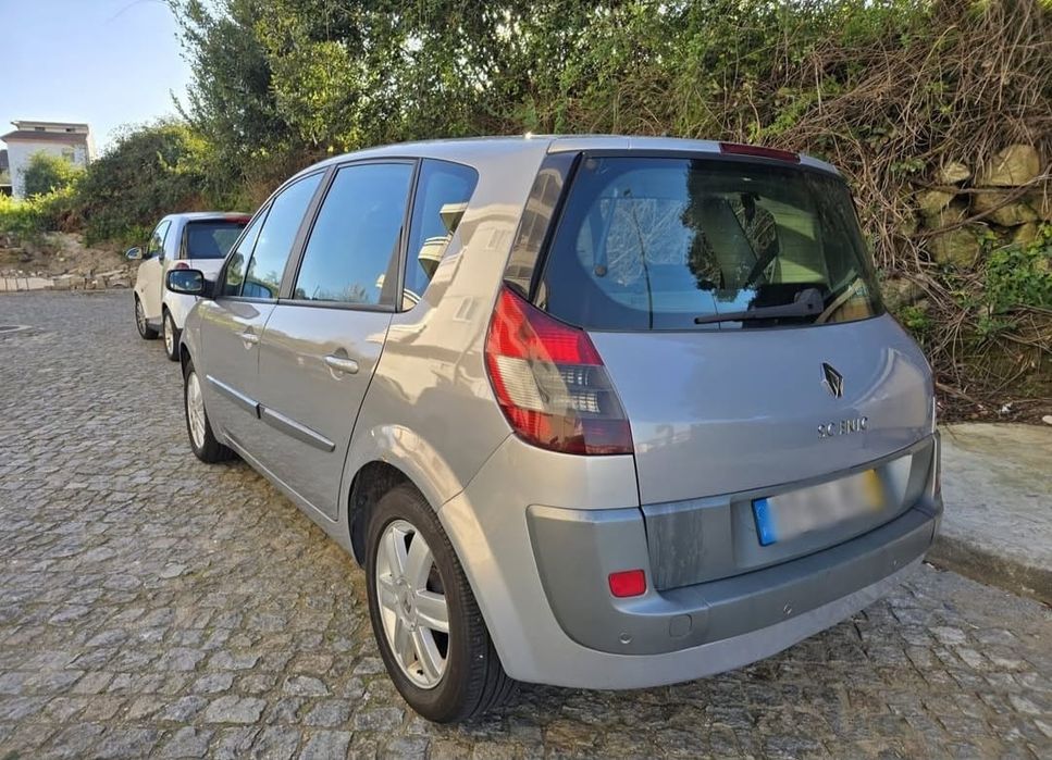 Renault Scenic 1.5 DCI Dynamic 2004 
Diesel
Full extras