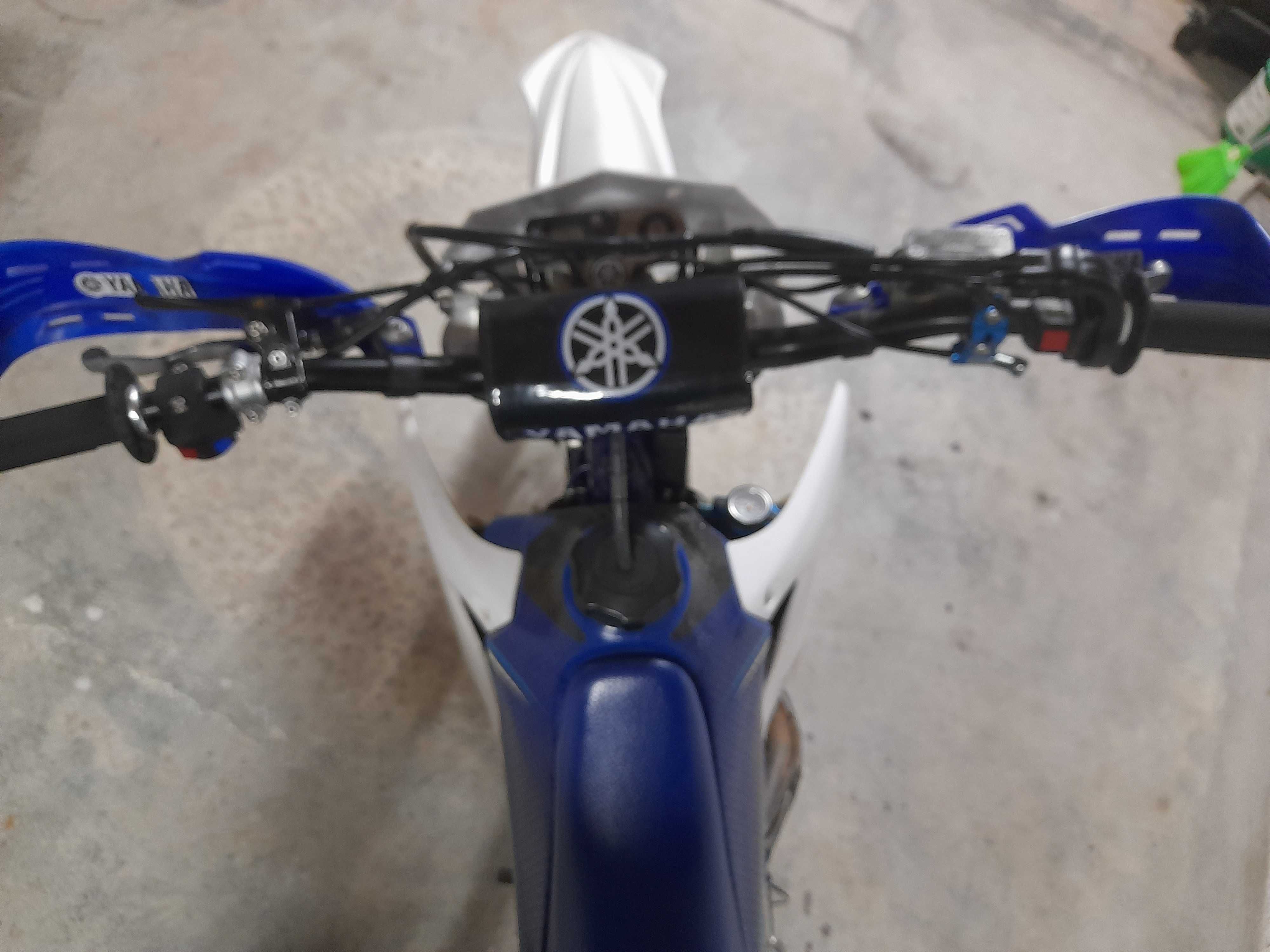 yamaha   yzf 400