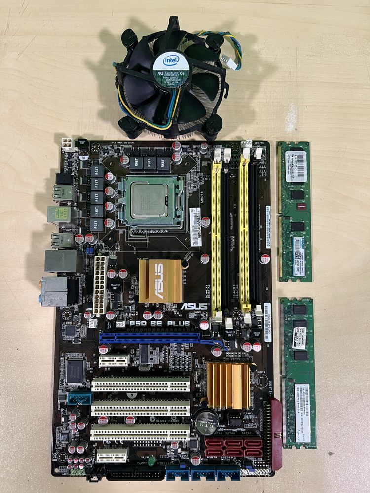 Материнська плата Asus P5Q SE Plus + процесор + ОЗУ