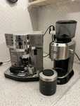 DeLonghi EC 850.M ekspres do kawy oraz mlynek DeLonghi Dedica KG 521