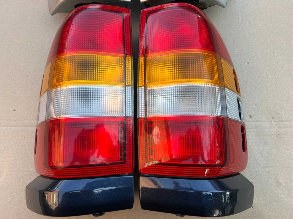 Задні фонарі стоп лівий правий Фронтера Opel Frontera B