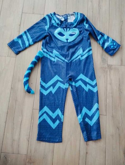 stroj pizamersi kotboy r 98/104 maska ogon super stan