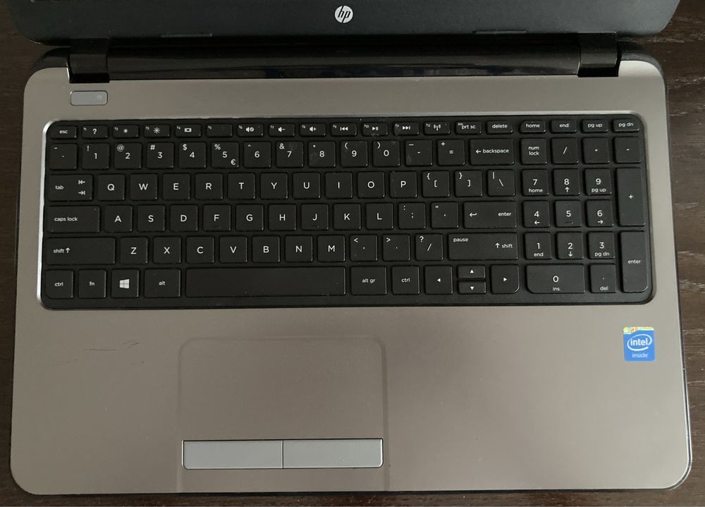 Laptop HP RT3290 15.6” Intel Win 10 4GB RAM 500GB + Ładowarka