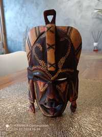 Maska plemienna z Afryki