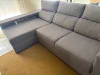 Sofá chaise long cinza