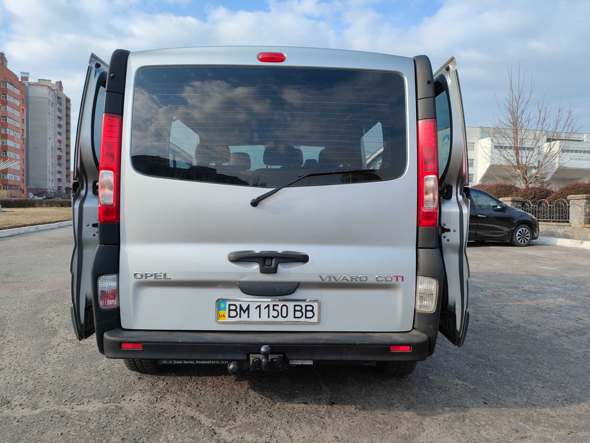 Opel Vivaro Пассажир