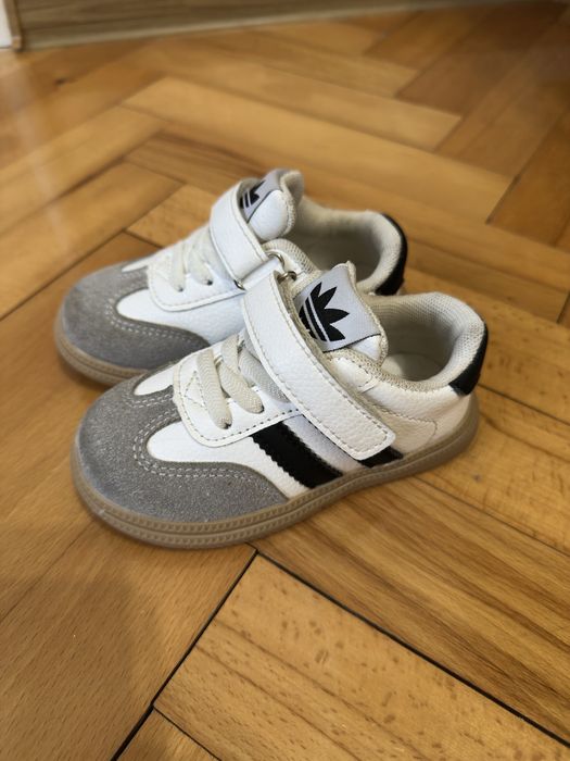 Кросівки 22 розмвр