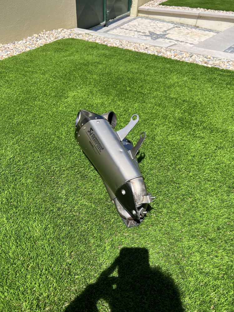 Ponteiras de escape akrapovic panigale v2