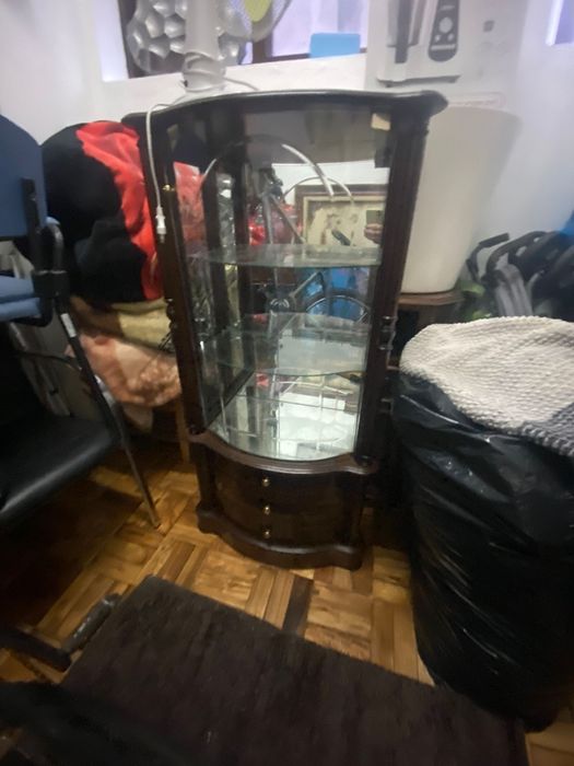Móvel cristaleira impecável 80euros