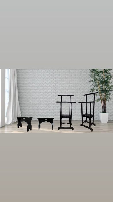 Вішалки - табуретки з дерева