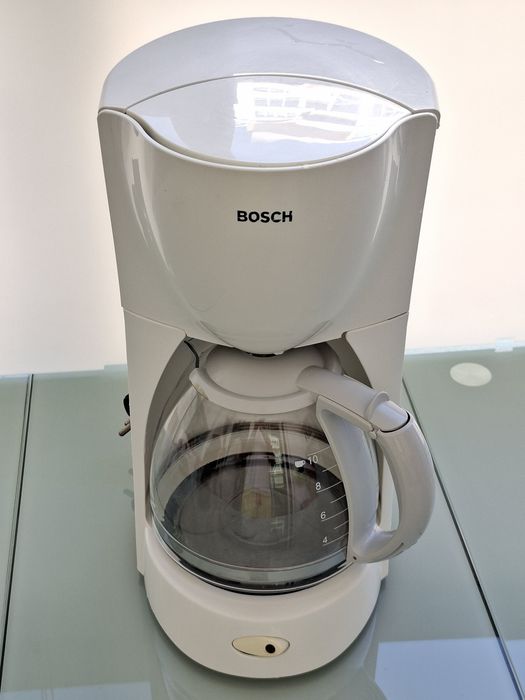 Maquina de Café de Filtro / Cafeteira, Bosch impecável