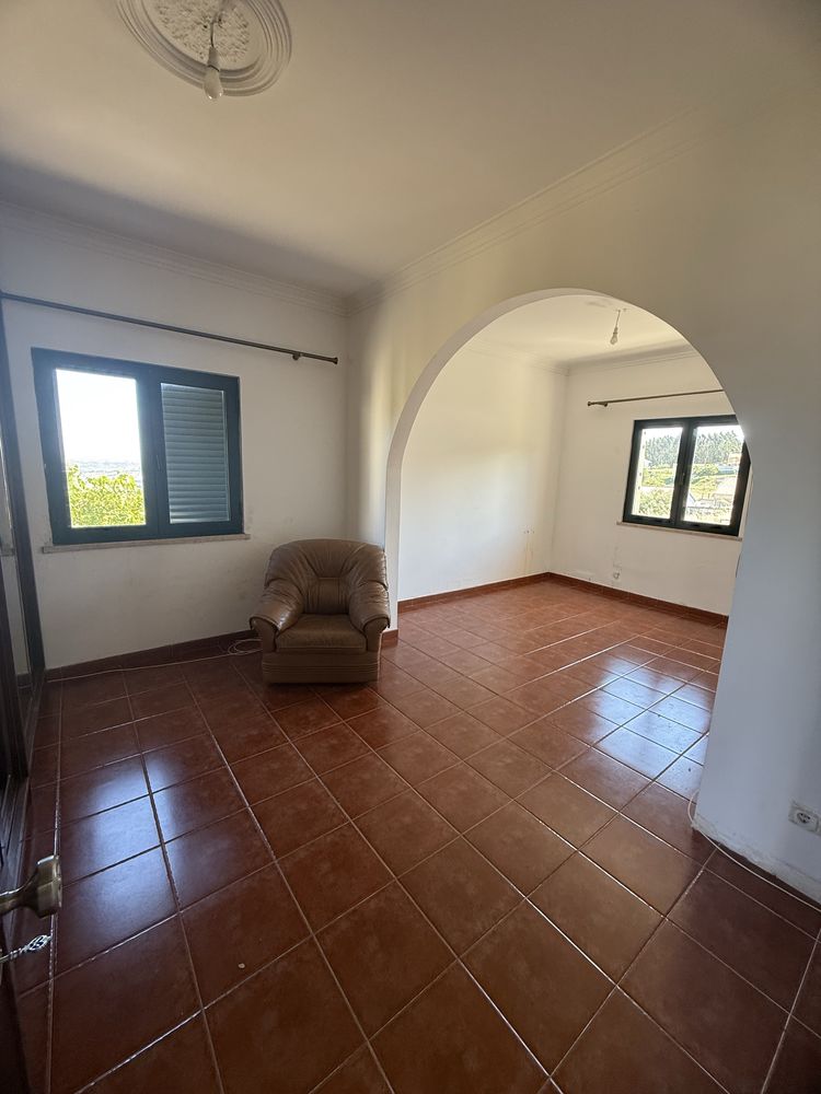 Moradia loures ( Murteira )
