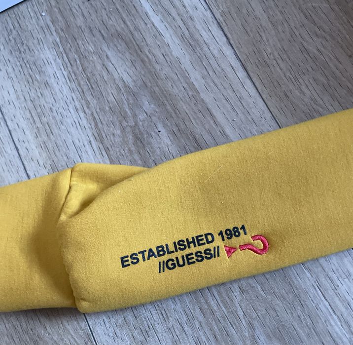 Bluza z kapturem Guess musztardowa damska r. L