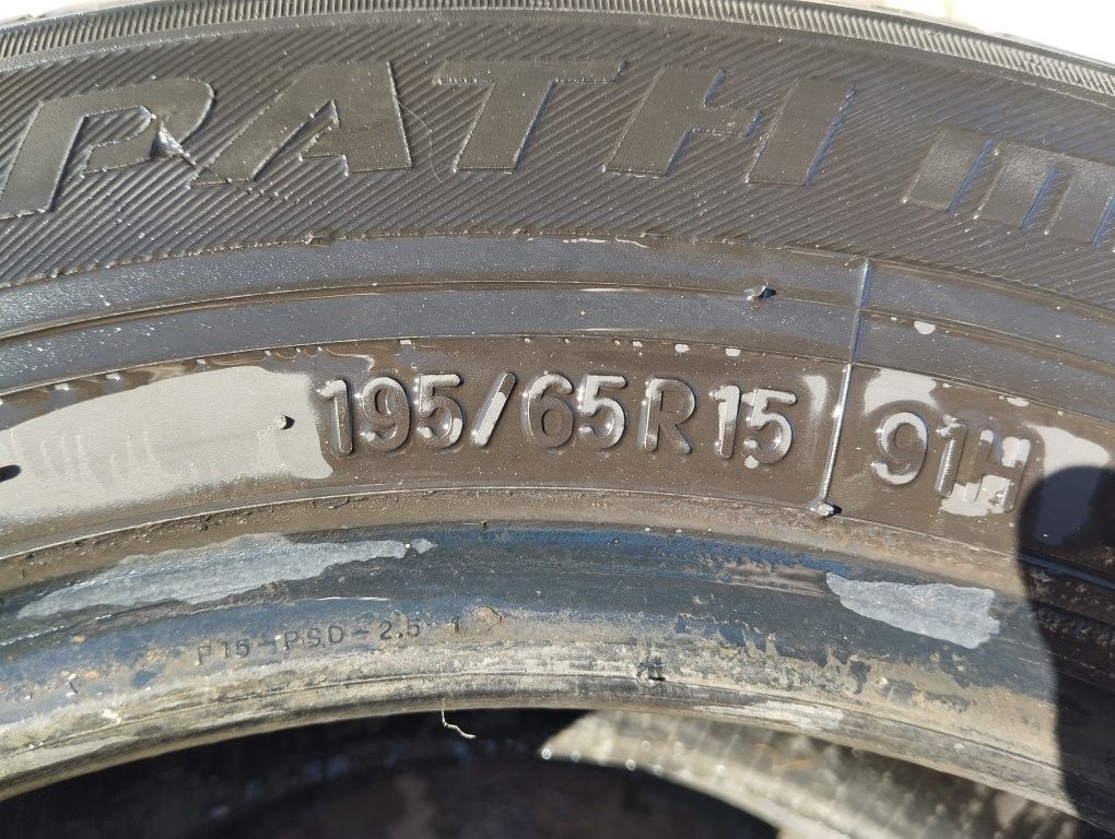 Продам літні шини R16/215/55
