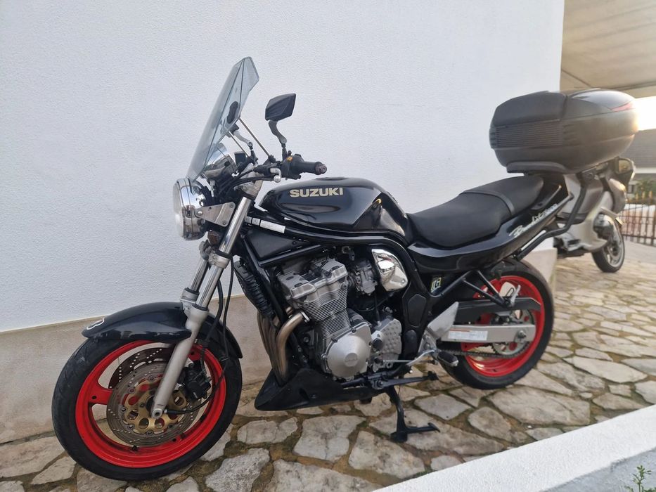 Suzuki Bandit  600  Possível Financiamento
