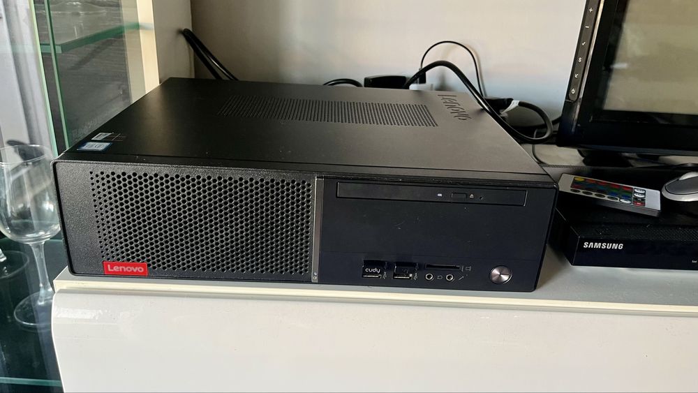 Do sprzedania komputer stacjonarny Lenovo V520S