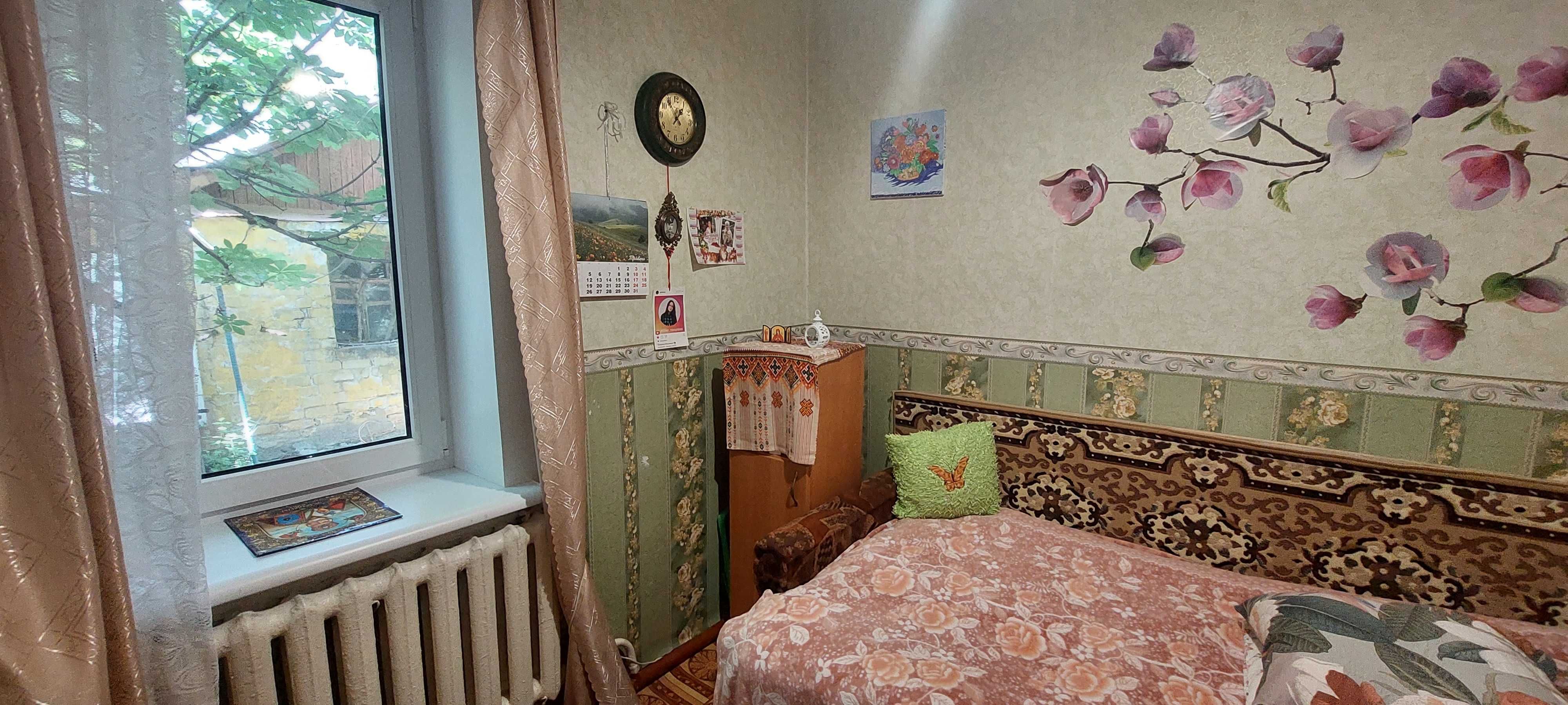 Продам отличный кирпичный дом с участком 6 соток. Можно по сертификату