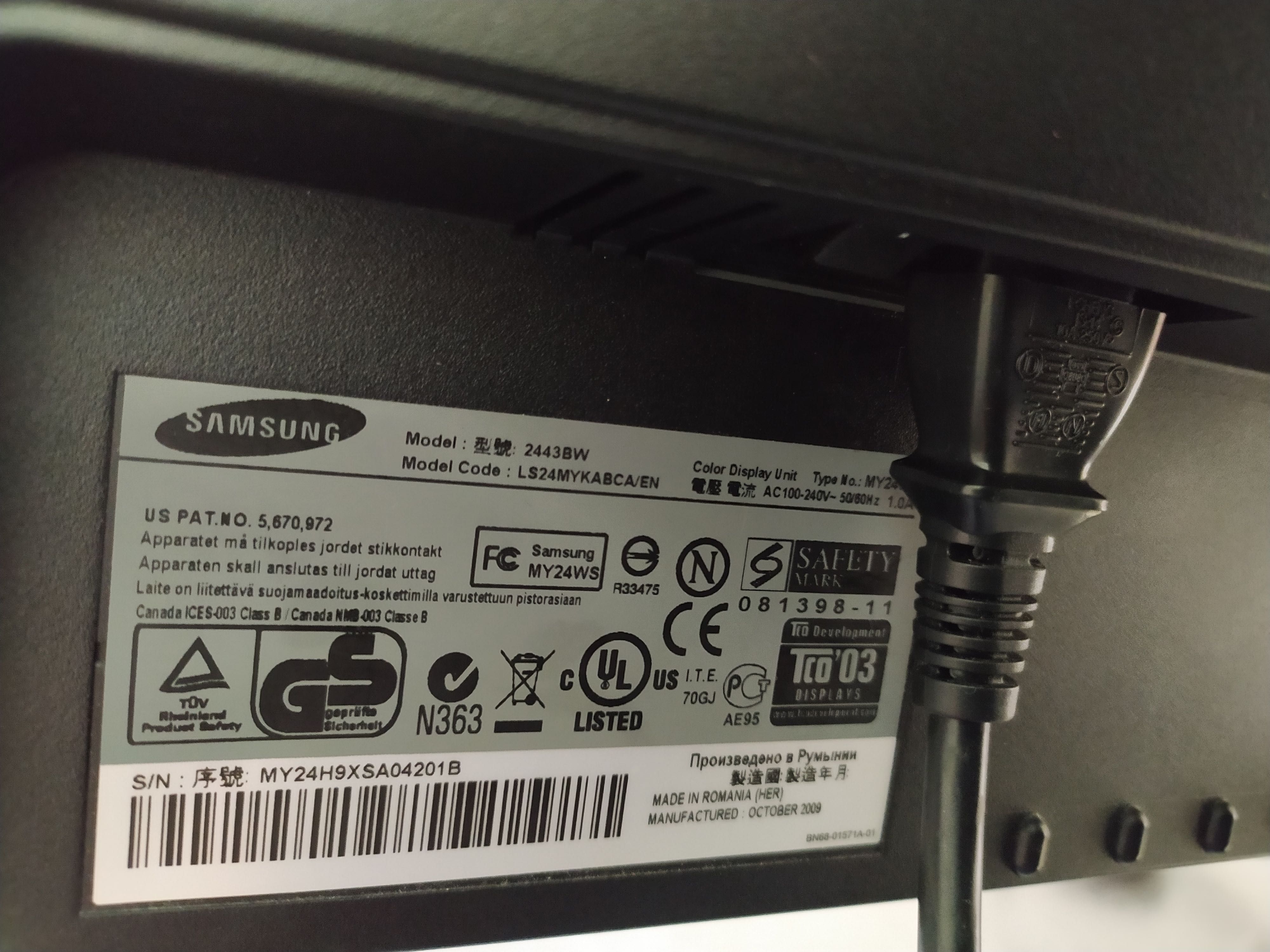 Monitor Samsung rotativo de 24 polegadas