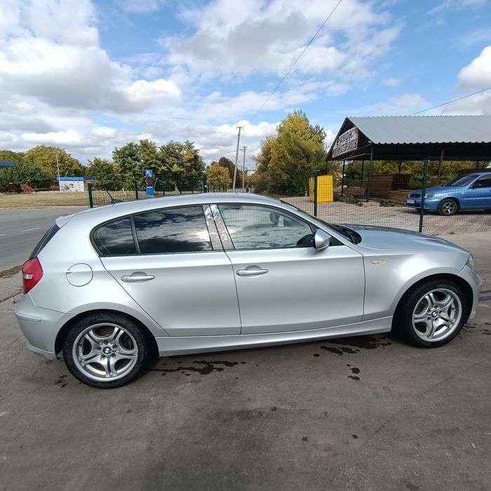 BMW 1-й серии 118D