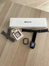 Zegarek Apple Watch SE 44mm