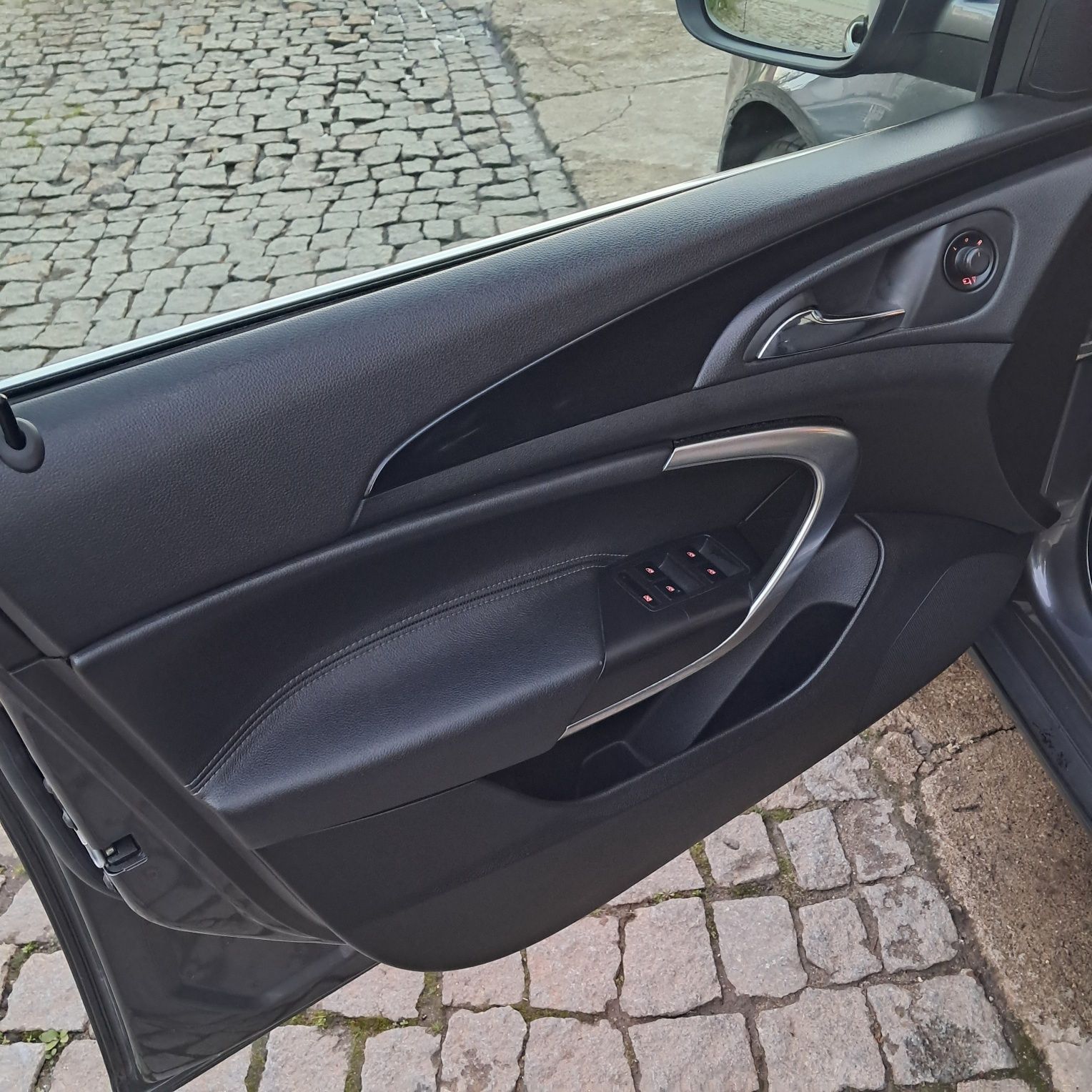 Opel insignia 2.0 cdti 92 mil***