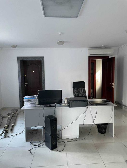 Здається в оренду комерційне приміщення по Грушевського