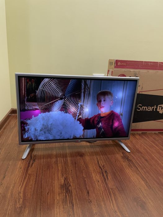 Телевізор LG 32 дюйма Smart TV LG32LB570U-ZJ
