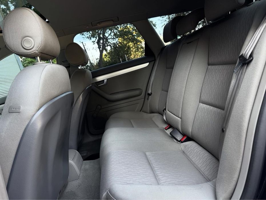 Audi A4 B7 2.0 MPI бензин, автомат