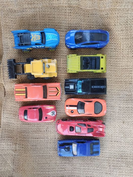 машинки hot wheels