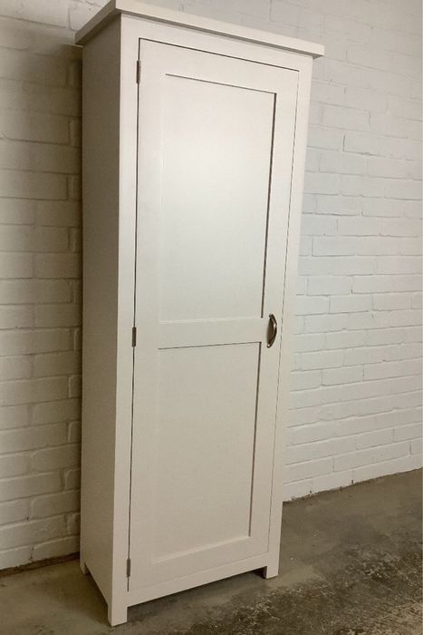 Шафа, шкаф, тумбочка, трюмо