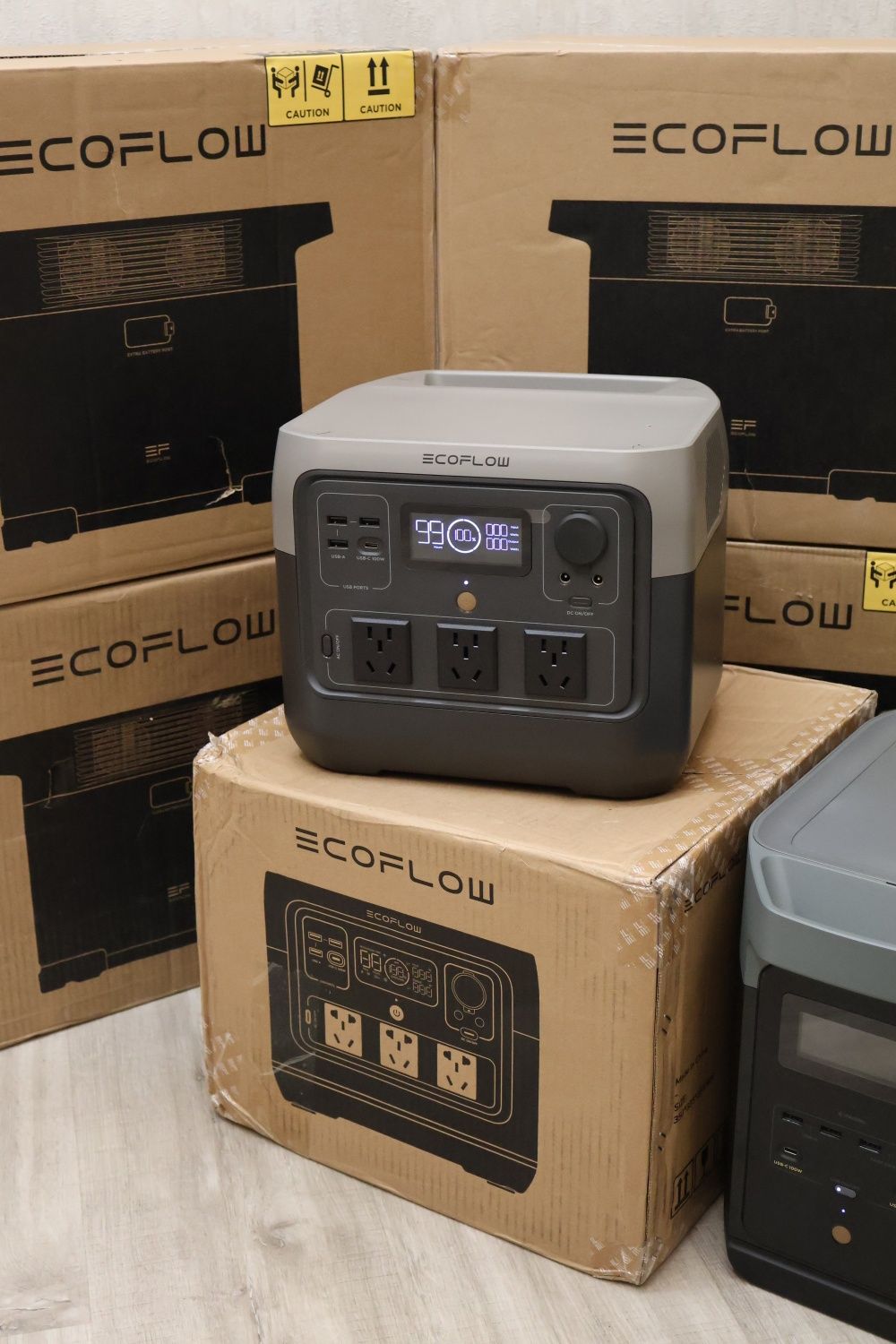 Зарядна станція EcoFlow RIVER 2 Pro