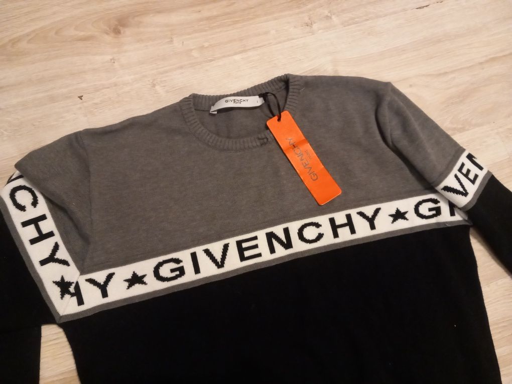 Givenchy męski sweterek rozmiar L nowy