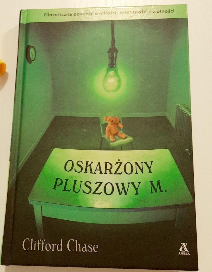 Książka Oskarżony pluszowy M. Clifford Chase