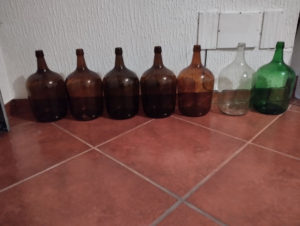 Garrafões para despachar