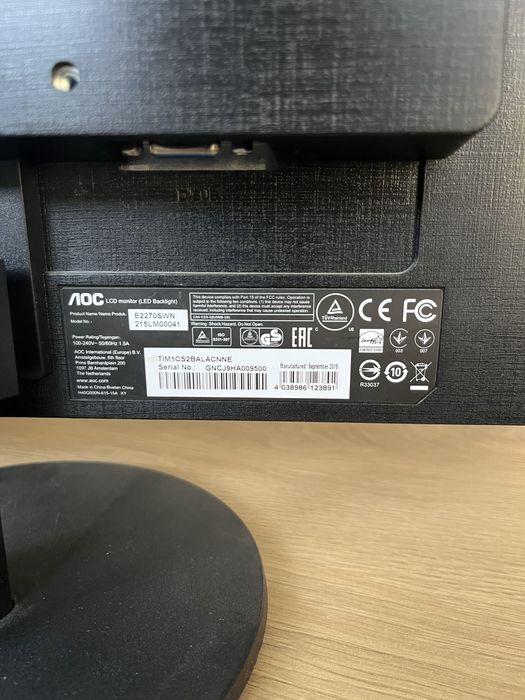 Monitor LCD firma AOC