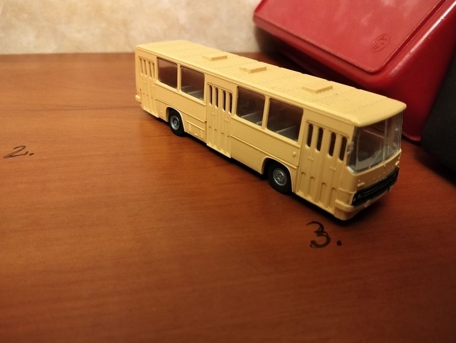 IKARUS 260 -1:87