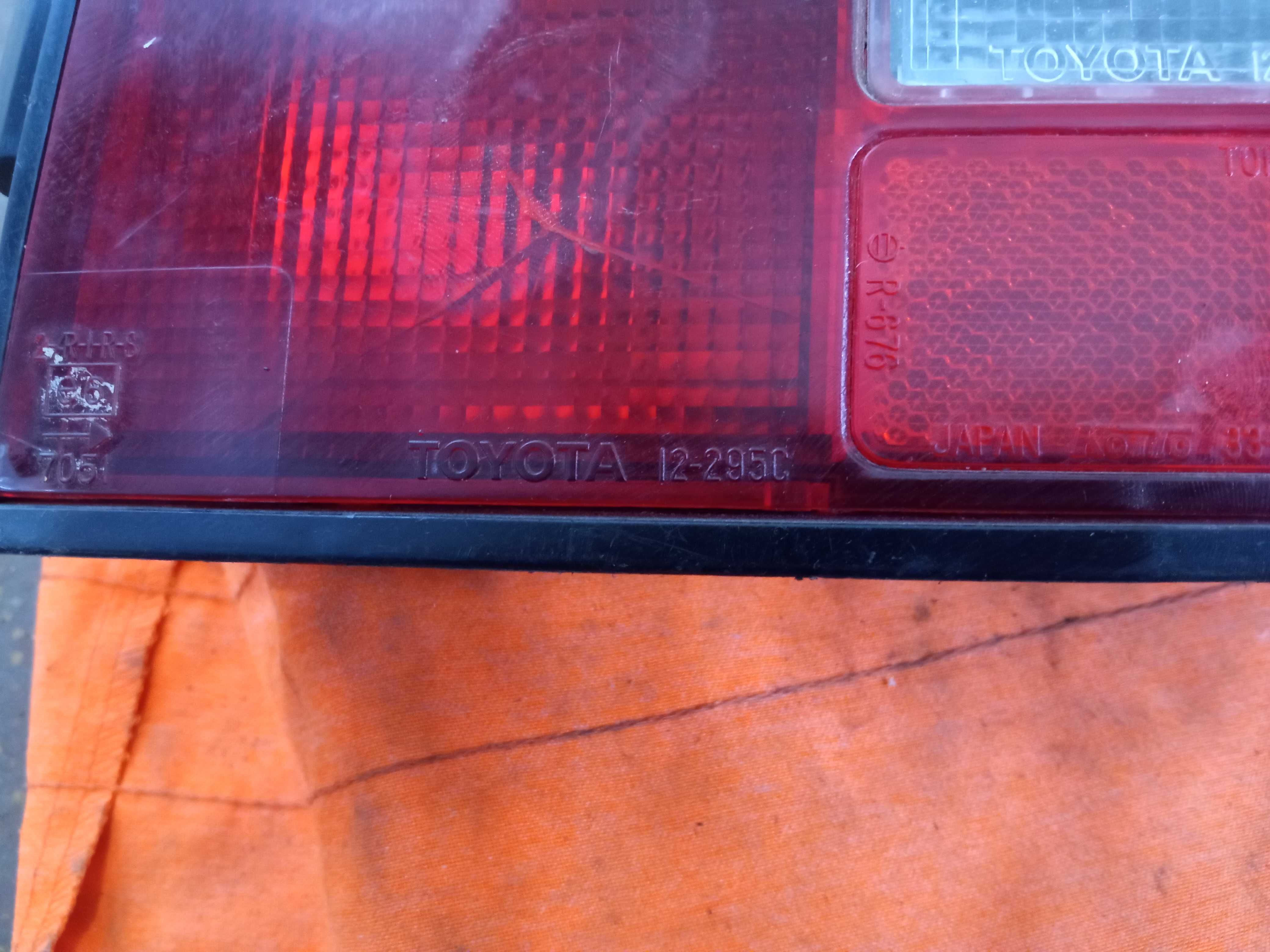 Фара фонарь задній правий Toyota Corolla E90 12-295 12-295C