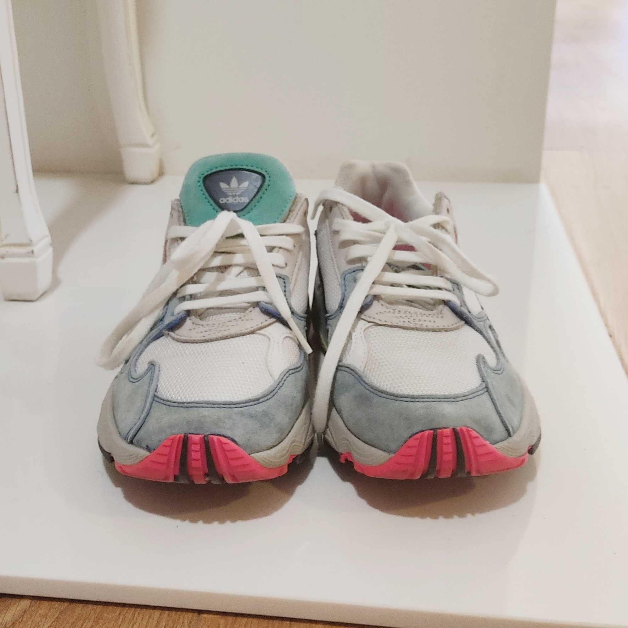 Sapatilhas Adidas (nº37 1/3)